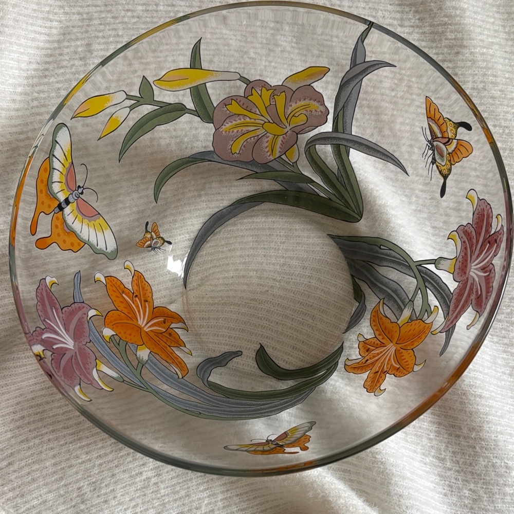 Vintage Dorothy Thorpe “Spring Butterfly” Serving bowl